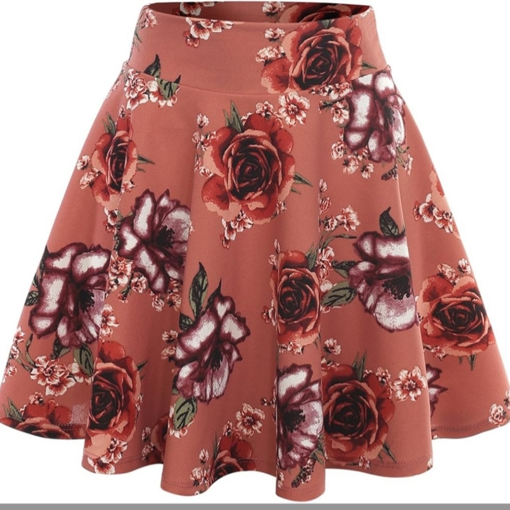 Women's High Waisted Floral Print Mini Skater Skirt Mauve Medium